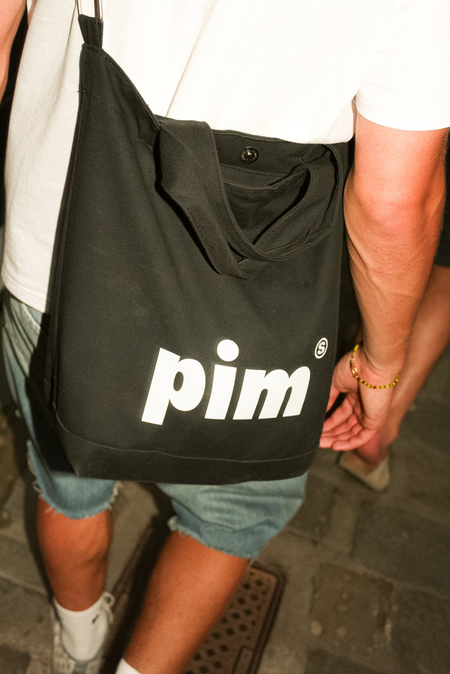 Pim Cross Body Tote Bag - Black